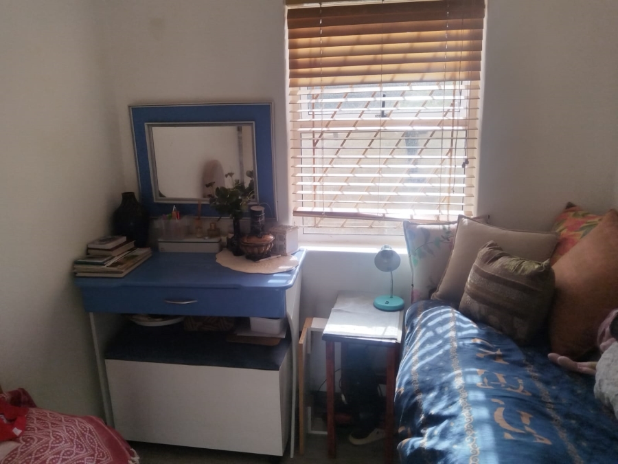 To Let 2 Bedroom Property for Rent in Muizenberg Western Cape